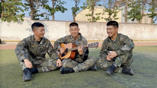 一睹军营兴趣小组各色风采