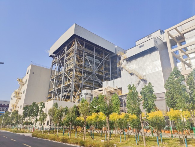 中国化学十三化建沙玻玻璃集团能源改造项目进入试生产阶段.jpg