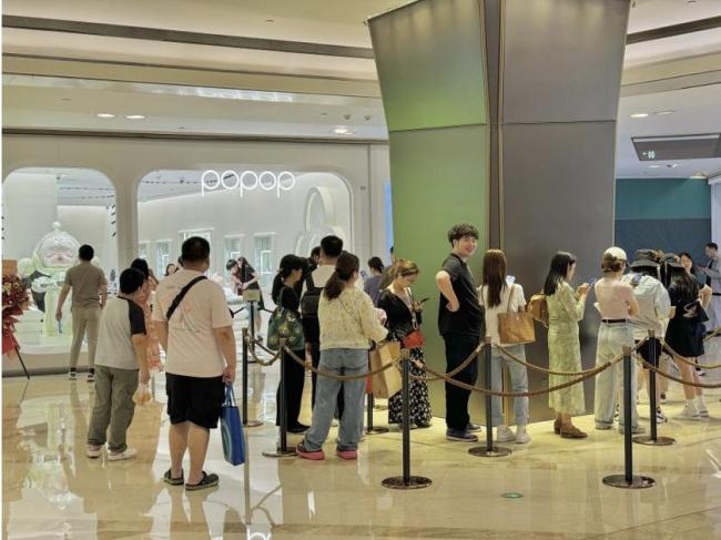 59元盲盒撬动108万拍卖价：LABUBU爆火背后藏着怎样的财富密码？