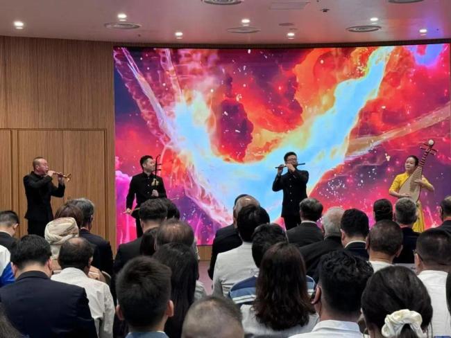 湖北活动周开幕式上的民乐合奏.jpg