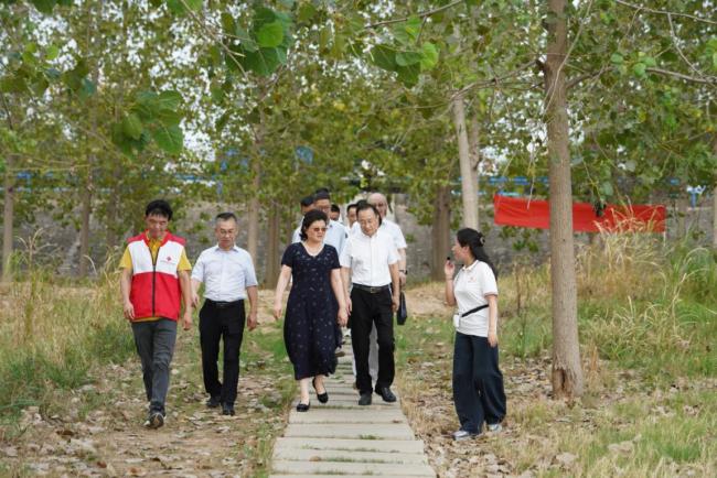 湖北省红十字会领导赴武汉经开区开展红十字阵地建设专题调研