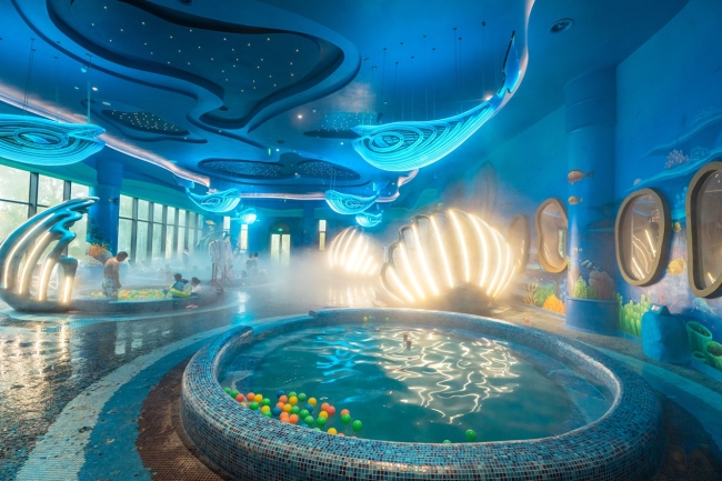 襄阳华侨城奇幻度假区云海汤泉11月15日温暖回归