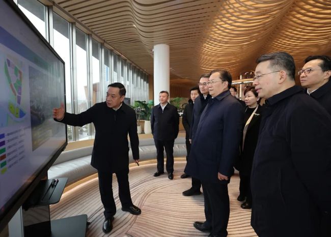 王忠林调研检查元旦假期安全生产、市场消费及文旅服务等工作 用心用情做好节日期间各项工作 确保全省人民群众欢乐平安祥和过节