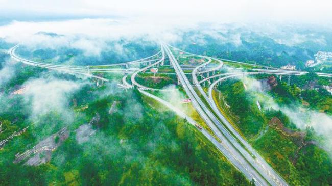 起笔生态 落墨发展 ——恩施山水绿色跃迁记