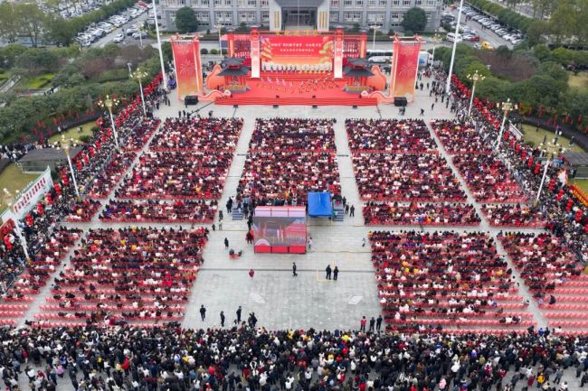 关注 | 今晚21:28,请看CCTV-3!