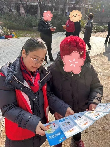 广发银行光谷支行开展“金融知识进万家 墨香迎春暖人心”主题金融教育宣传活动