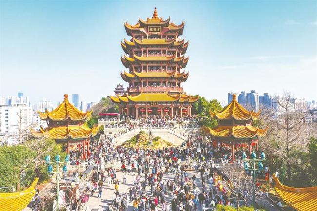 武汉加速迈向国际消费中心城市  具身智能点亮消费新场景