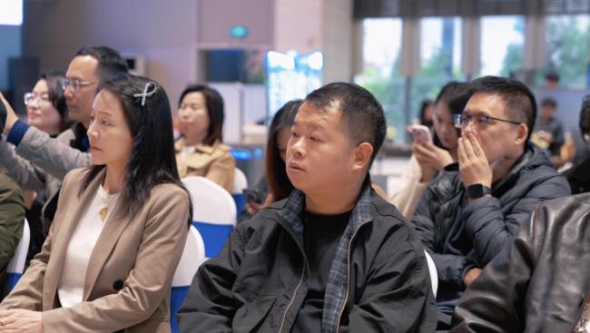 武汉人工智能与地产行业创新峰会圆满落幕，锚定全行业AI原生转型新航向
