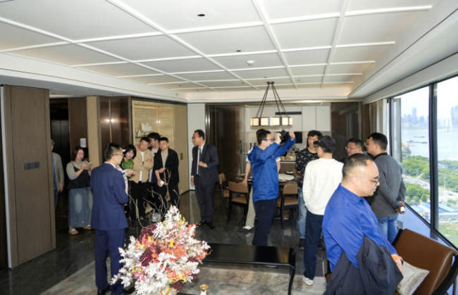 大华锦绣年华191㎡奢装临江楼尊首发
