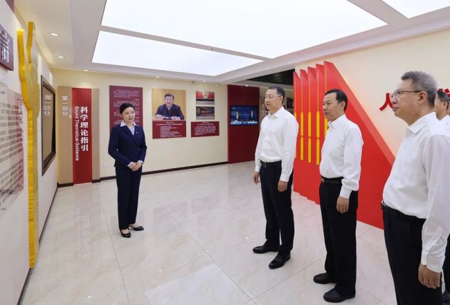 关志鸥走访省人大常委会省政府省政协省法院省检察院 李殿勋孙伟参加有关活动