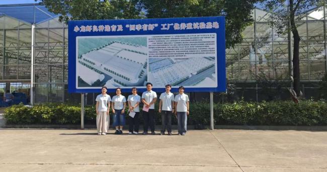 深耕潜江养殖基地，华农学子实地探索小龙虾全链条养殖技术