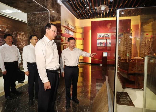 关志鸥赴长江航务管理局走访调研 携手推动长江航运高质量发展 更好服务国家重大战略实施
