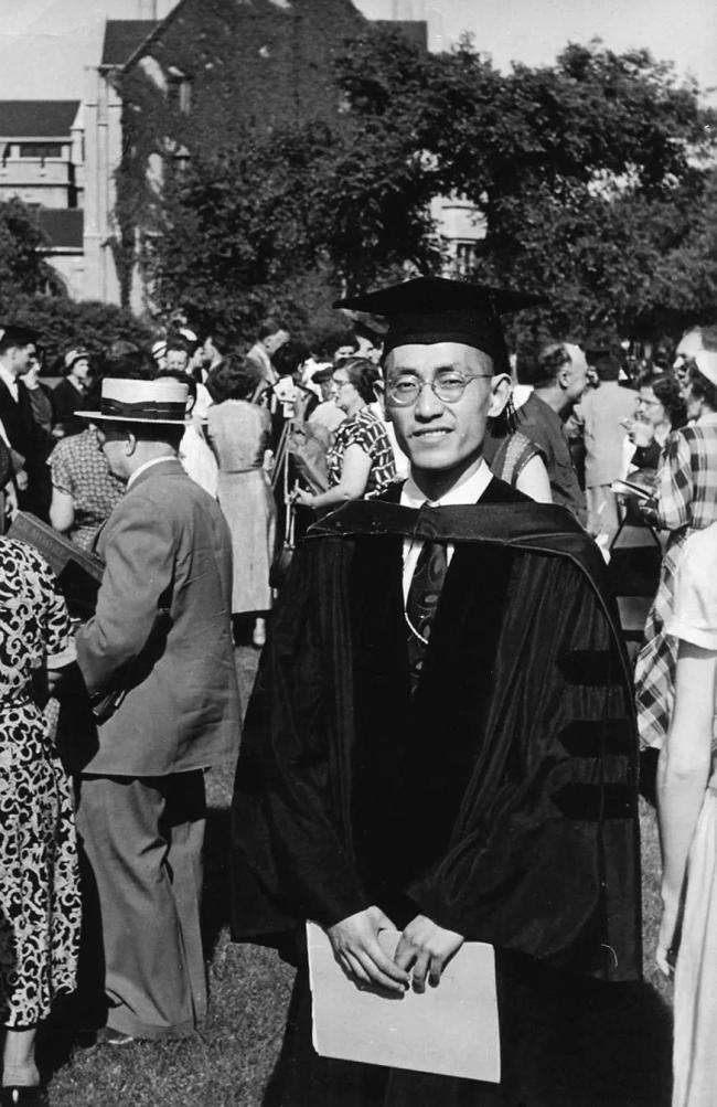 △1950年，丁光生获美国芝加哥大学药理系博士学位。