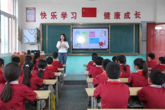 爱心润桃李：欧姆龙助力人民日报希望小学公益教育捐赠仪式在虞城举行