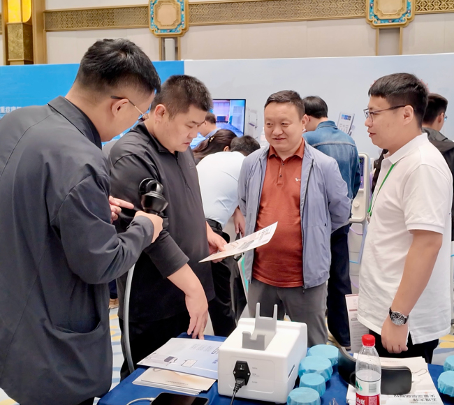 五维大师V-Engine 5D Pro矢量深层筋膜仪亮相中国康复医师年会