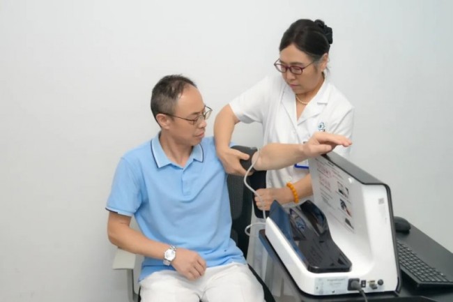 心血管健康检测新选择，AngioExpert在博鳌一龄完成国内首例应用