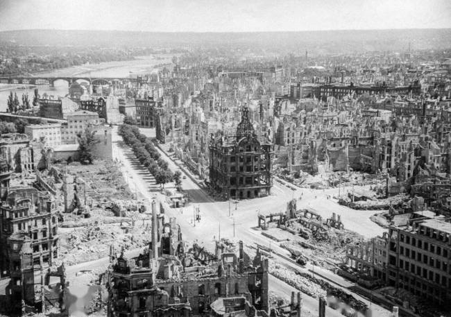 德累斯顿：一座城市的战后重建 远比想象中更困难