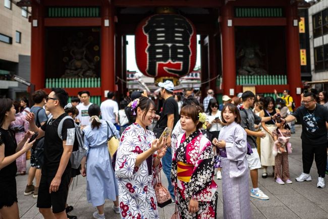 日本の観光業復興は両刃の剣