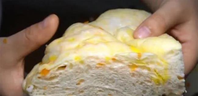 面粉加根胡萝卜,不炸不烙蒸一蒸,比油条香十倍!