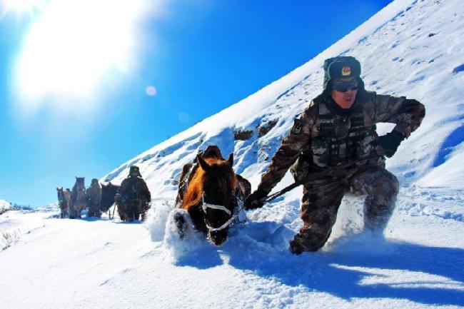 一组雪景照，带你了解边关军人