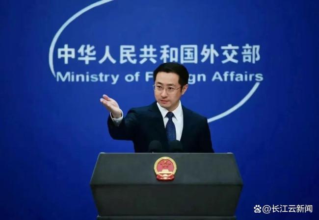 媒体称再增加5%才像特朗普 关税闹剧愈演愈烈