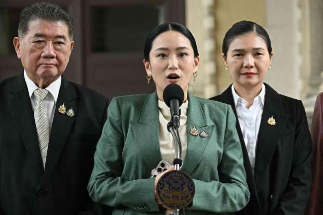 泰國(guó)總理因柬埔寨爭(zhēng)端被憲法法院停職 邊境通話引發(fā)政治危機(jī)