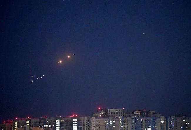 莫斯科遭大规模袭击 乌克兰全境有导弹来袭风险 多地受损严重