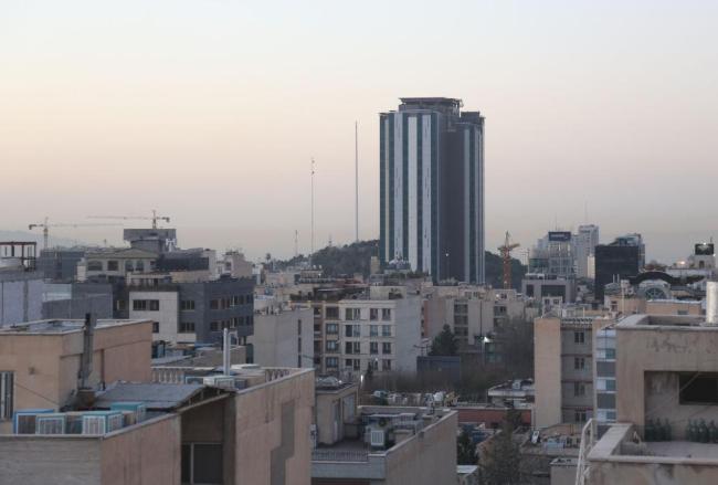 哈梅内伊身亡后伊朗如何运转 临时委员会接管权力