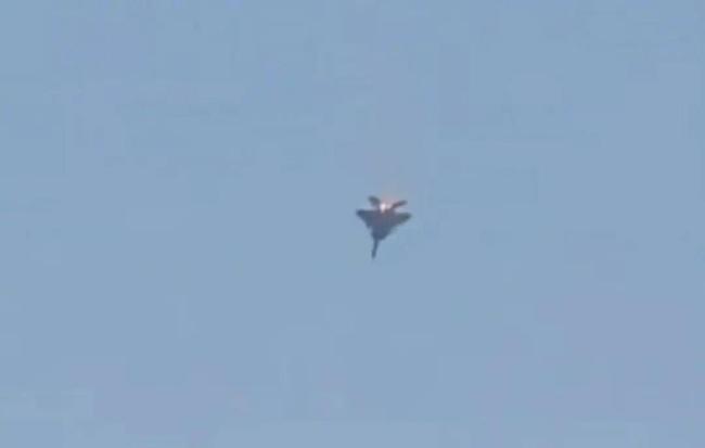 科威特国防部称美多架军机坠毁 机组人员幸免于难