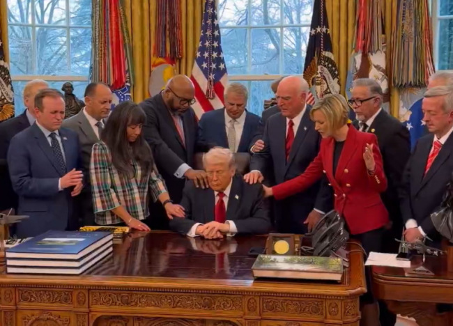 民主党傻眼：打伊朗是为了“世界末日耶稣再临”？宗教预言引争议