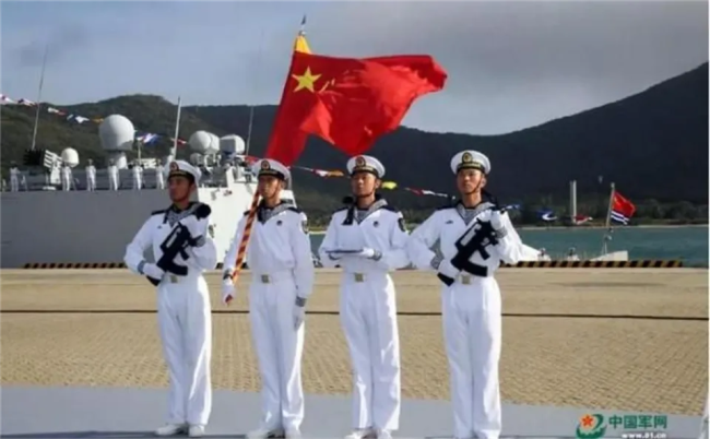 中国首艘自主研发国产航母下水9周年 山东舰驰骋深蓝