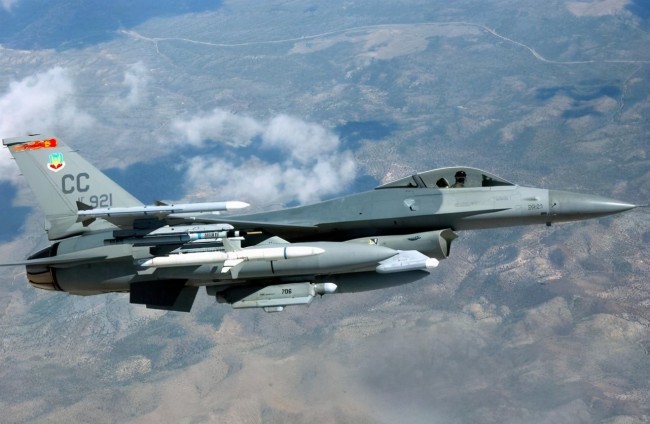 孟加拉宁可买二手F-16也不要印度的“光辉”战机