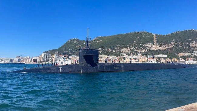 美军导弹核潜艇罕见露面，地中海港口异常停靠