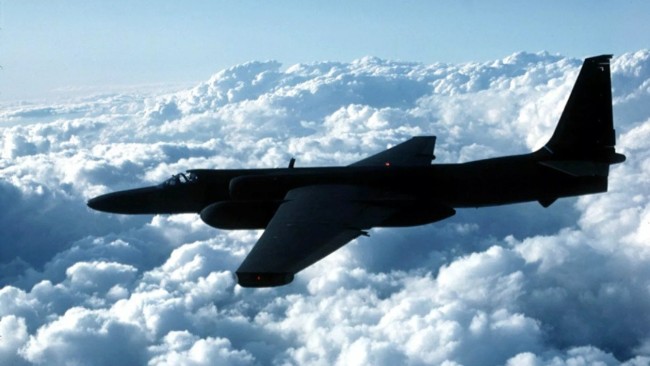美俄元首通话前,美军机再次飞越乌东上空 收集情报