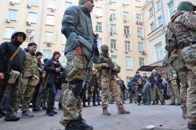 乌方说俄军进入乌克兰第二大城市哈尔科夫3
