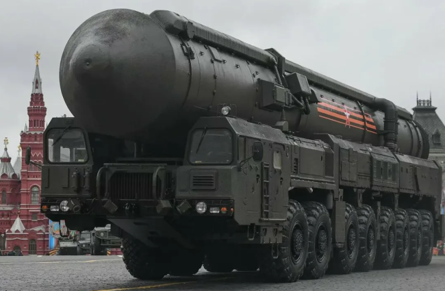 俄军试射“萨尔马特”核导弹 俄国防部： 无法拦截