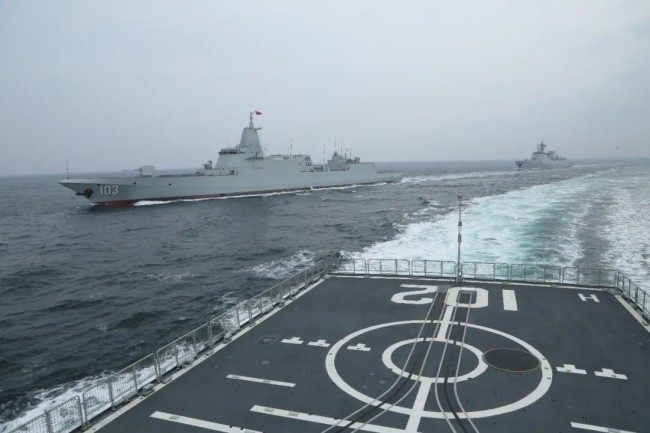 中国海军3艘万吨大驱黄海海域火力全开！