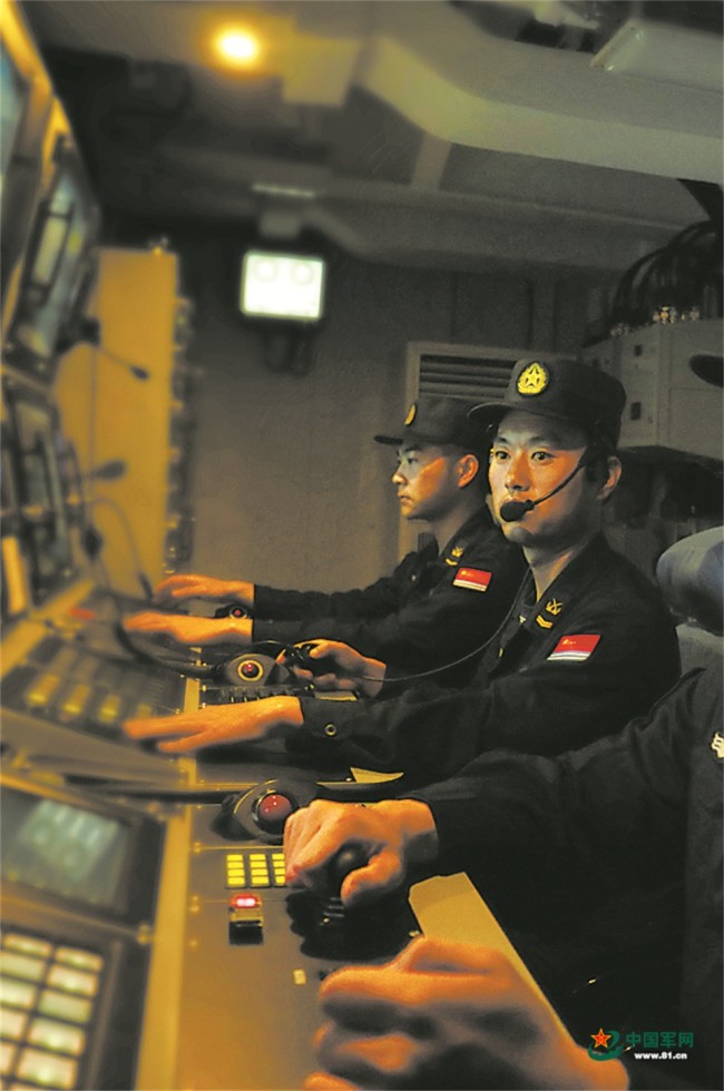 远海砺剑淬锋芒 海军第四十一批护航编队协同训练掠影
