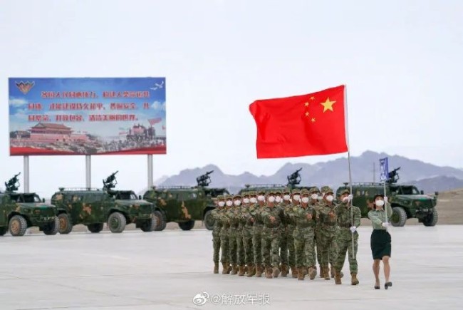 直击“国际军事比赛-2022”库尔勒赛区开幕现场！满屏都是中国红