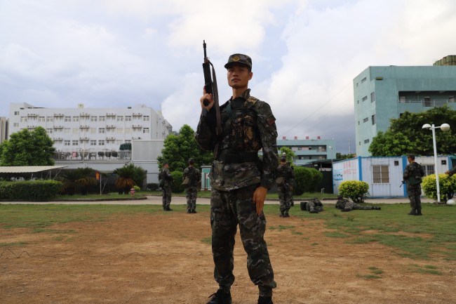 武警第二机动总队刘军图片