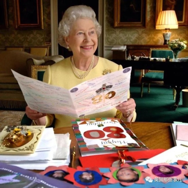 英国女王去世 96年，96张图，回顾女王一生...