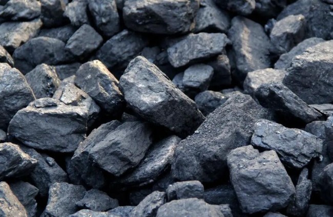 波兰发生多起涂黑石头冒充煤炭事件