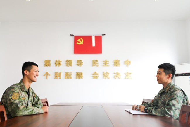 公开购物车 管好钱袋子 ——某船艇部队某连队广泛开展消费观教育取得显著成效