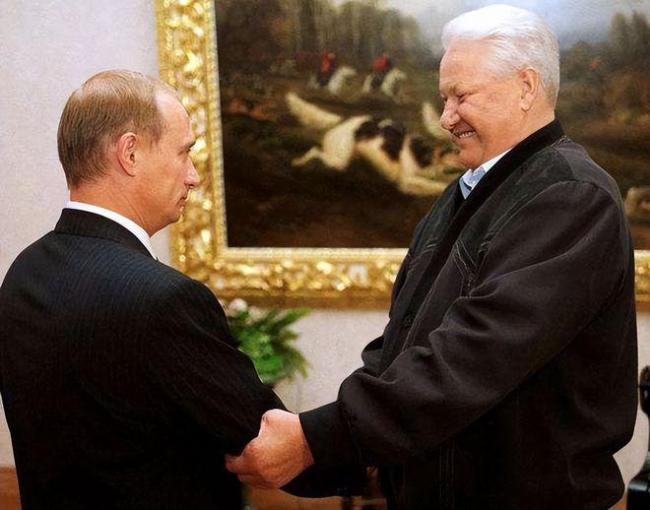叶利钦时代毁誉参半：对我国军力的贡献，足以获得一吨大勋章！