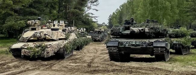 不只提供主战坦克，美国还将首次援助乌克兰战斗机