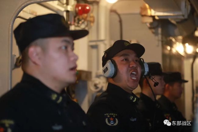 多型舰艇亮剑！东部战区海军舰艇编队赴东海某海域实战训练