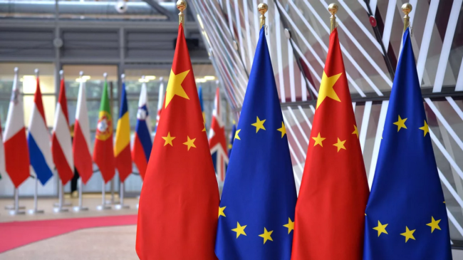 <b>法国总统马克龙与欧盟委员会主席冯德访问中国</b>