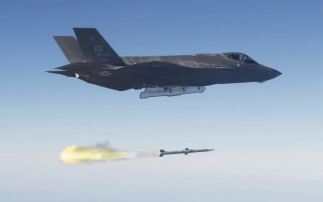 美国批准售台F-16机载导弹，我国防部回应