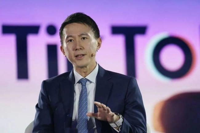 “生死时刻”，这个神秘的新加坡人站到了前台！