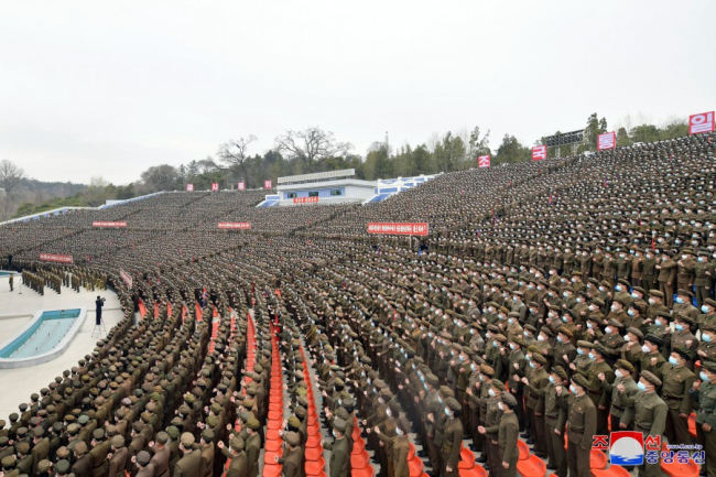 朝鲜学生平壤集会声讨美帝国主义，发誓“惩罚发了疯的美帝国主义和傀儡逆贼”